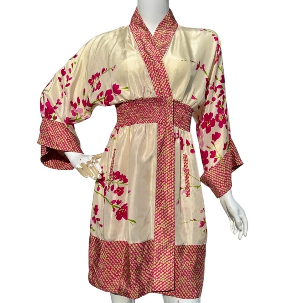 Elegant Floral Women's Robe